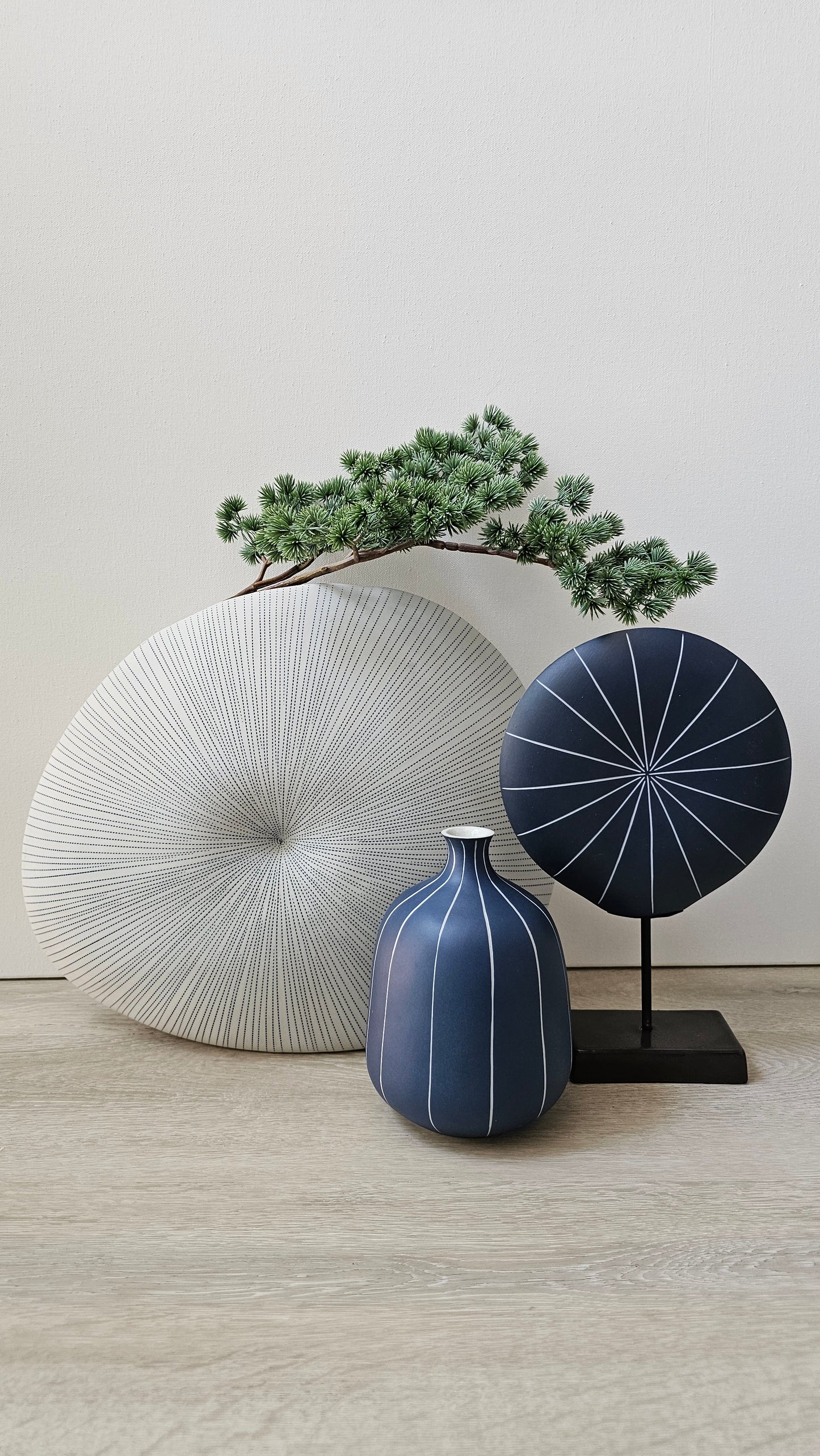 Serenity - Chomcharm Vase - XLarge