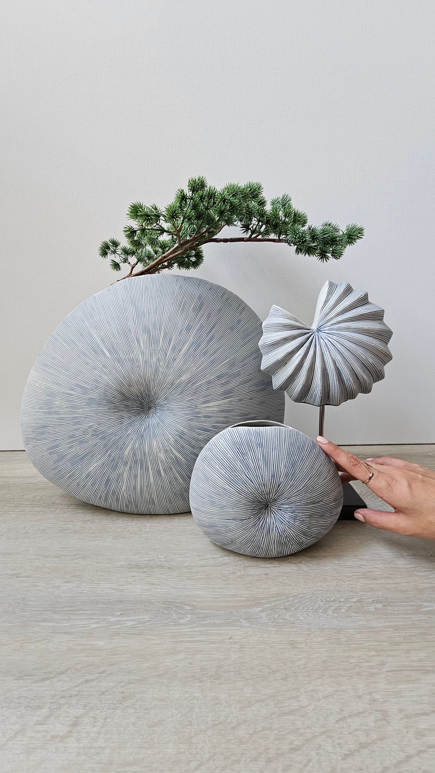 Serenity - Chomcharm Vase - XLarge