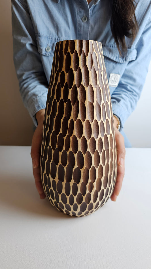 Mango Wood Vase 1.1.8