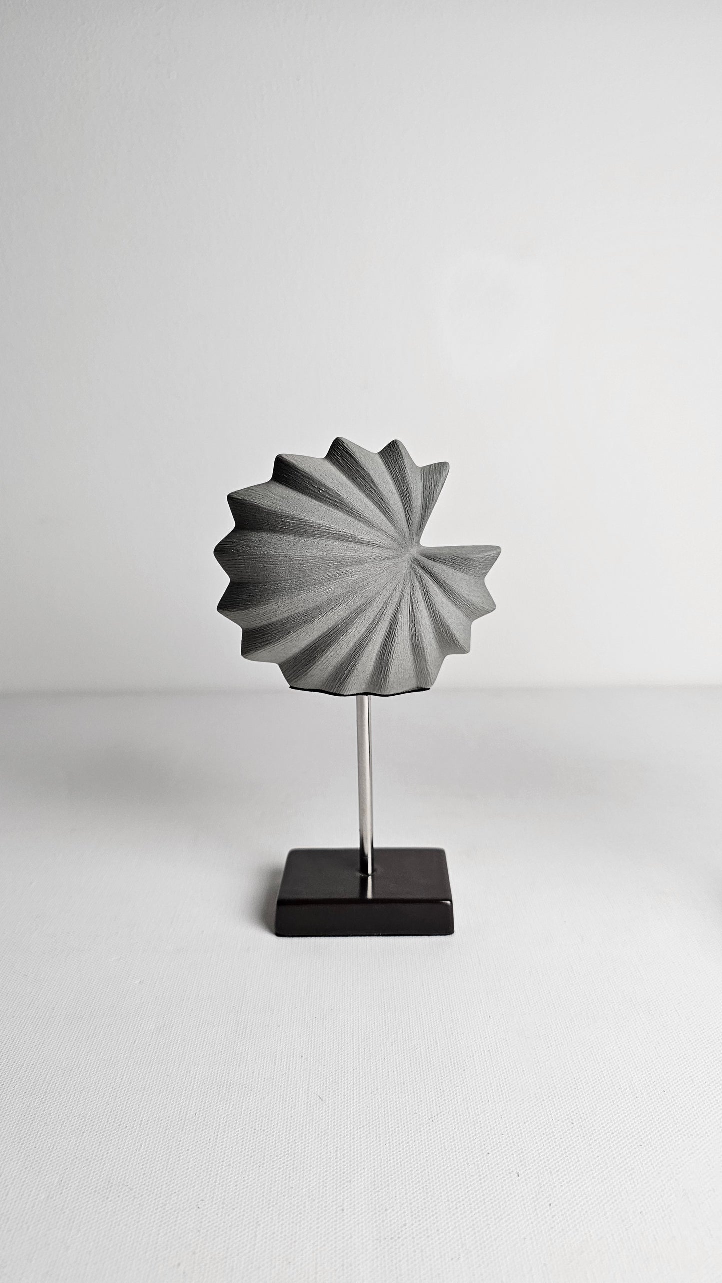 The Palm Stand - Small