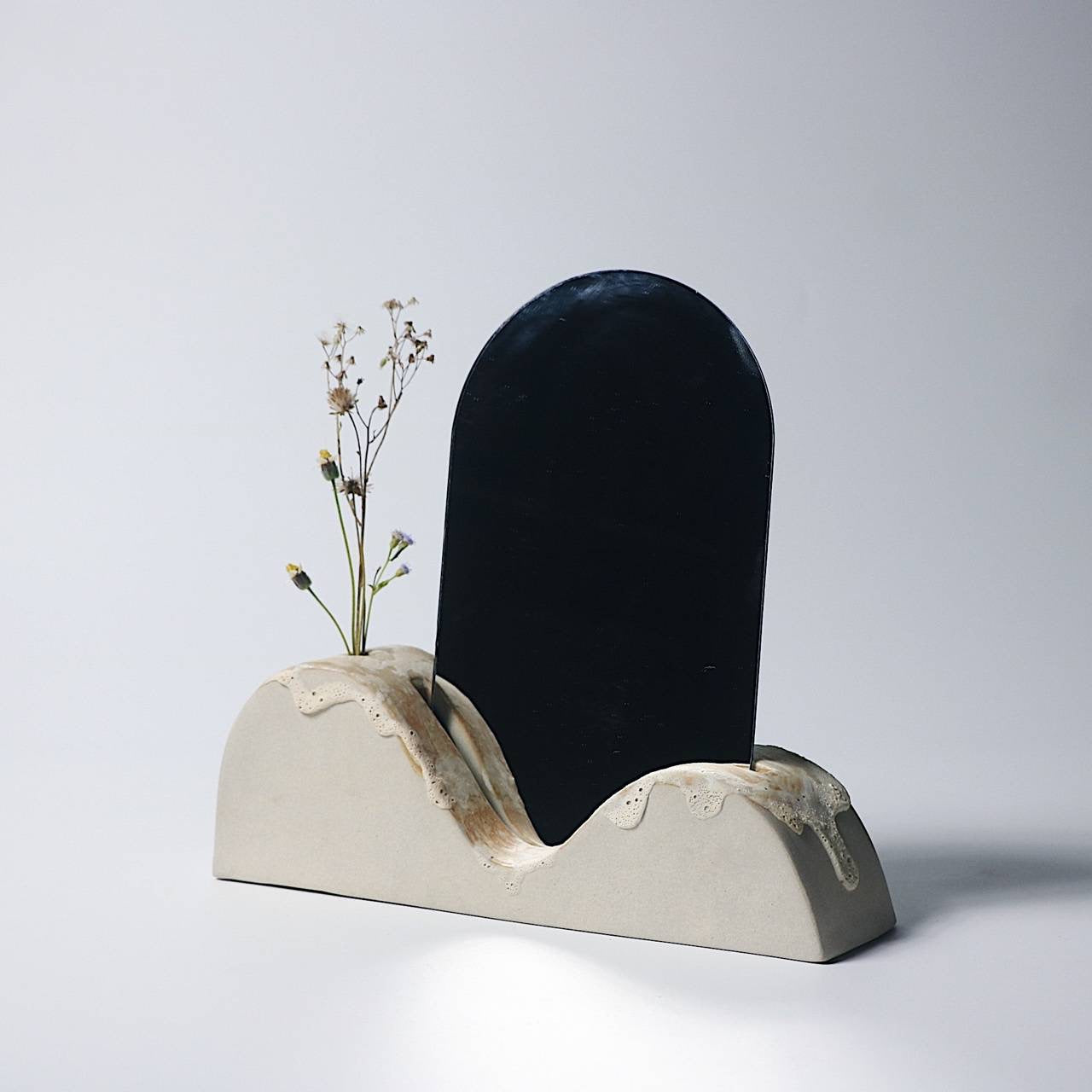 Sculptor Ceramic Holder with Mirror 1.1.3