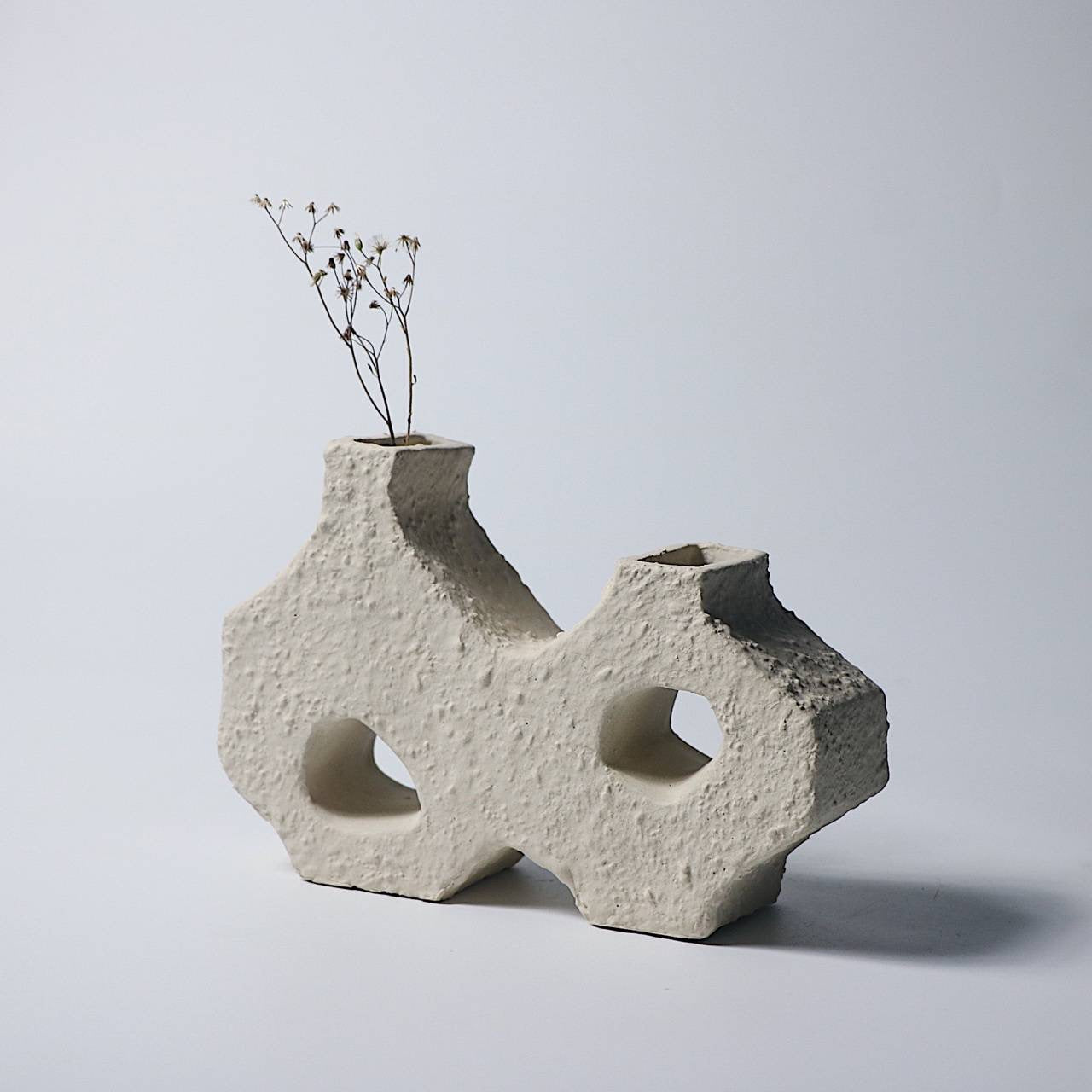 Sculptor Ceramic Sister Vase 1.1.4