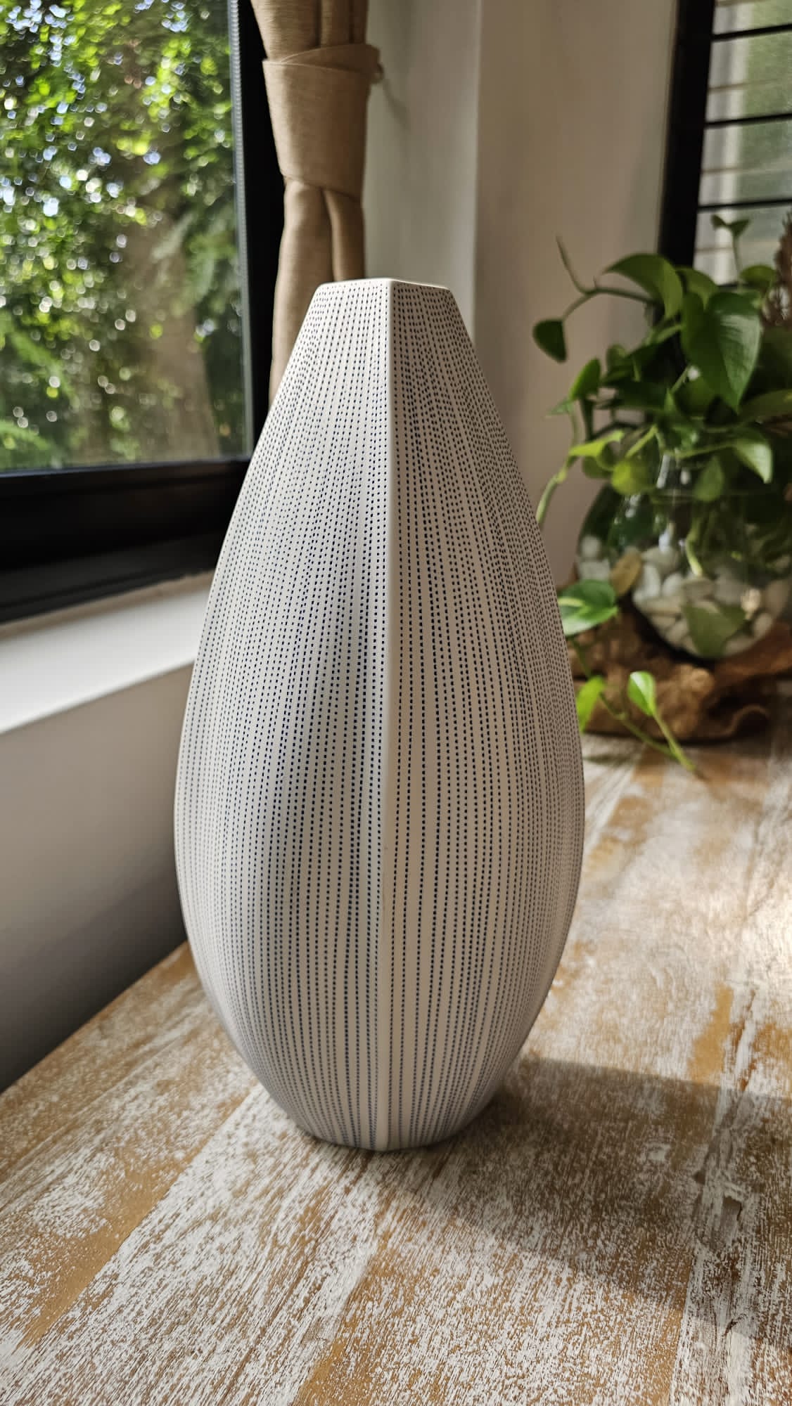 A Sunflower Seed - Large