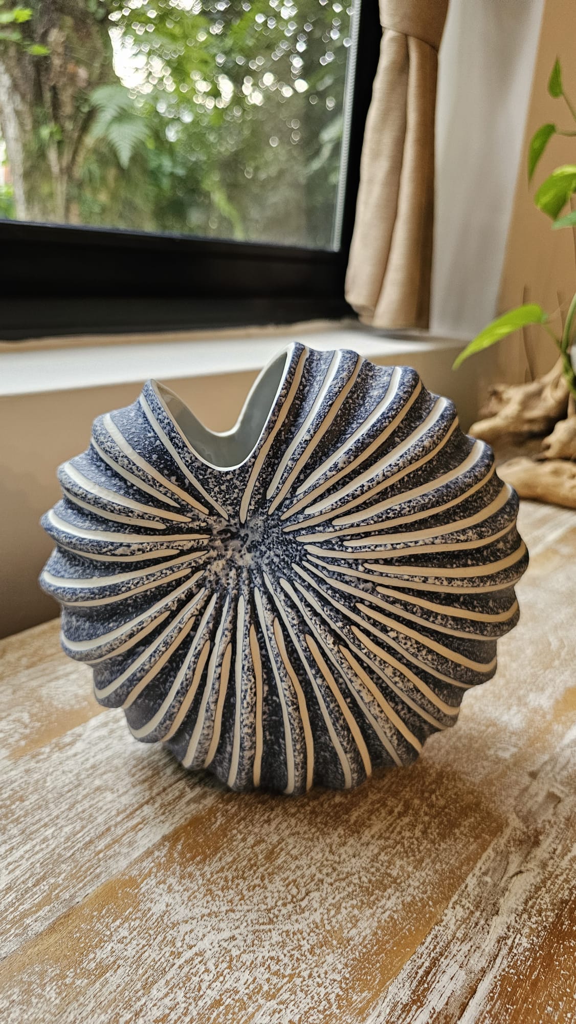 The Palm Heart - Medium