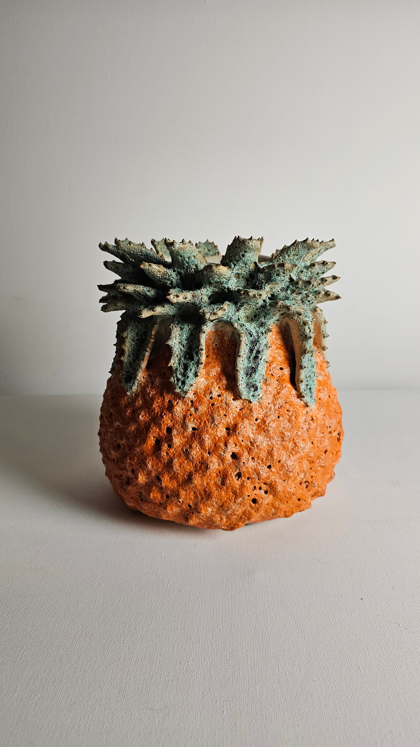 MAMA PINEAPPLE - ORANGE/FROTH