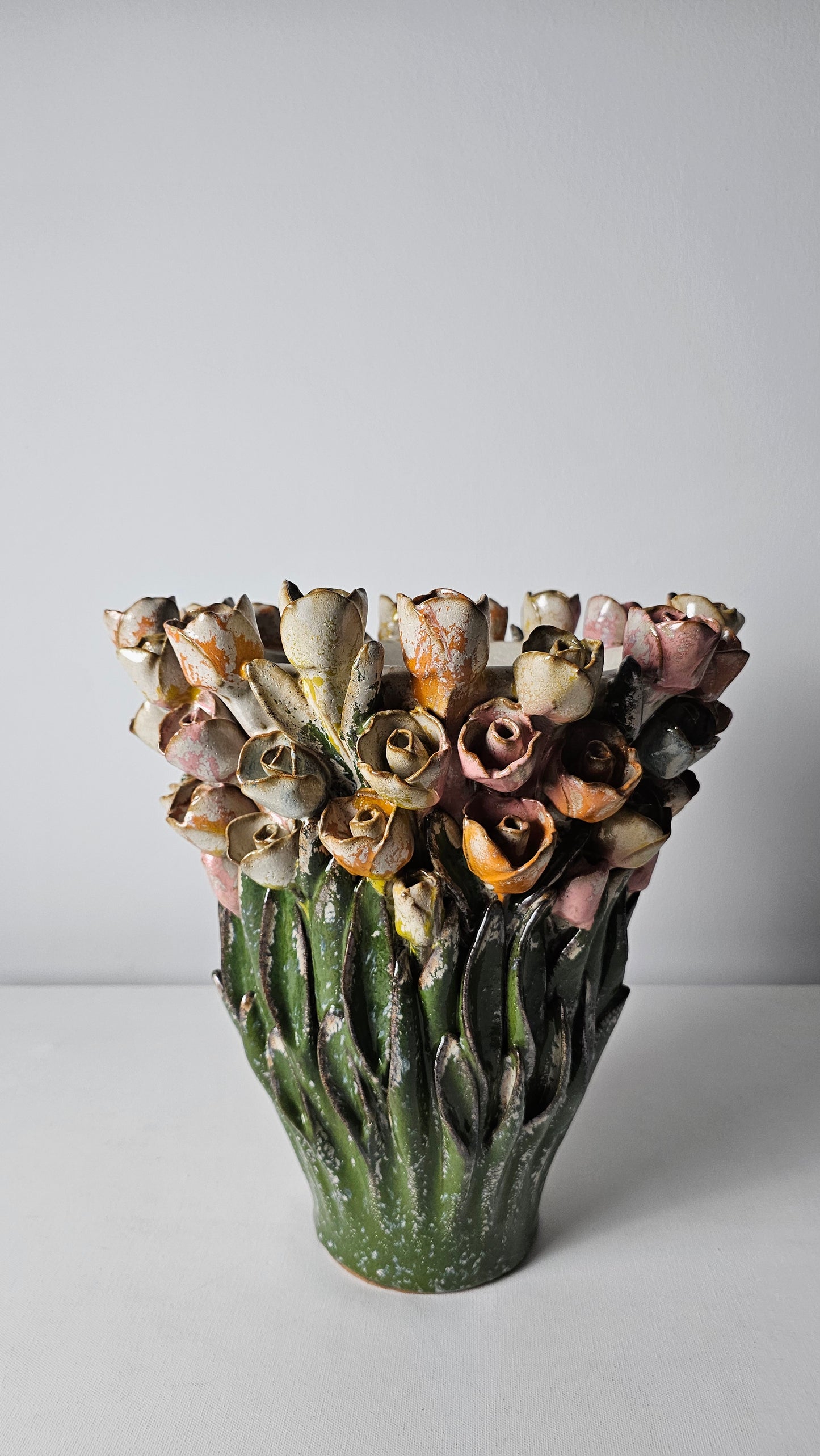 Emerald Coral Crown Vase