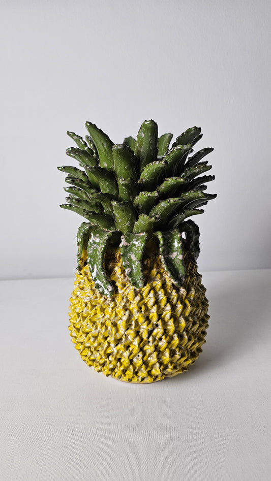 Sunlit Pineapple Lamp