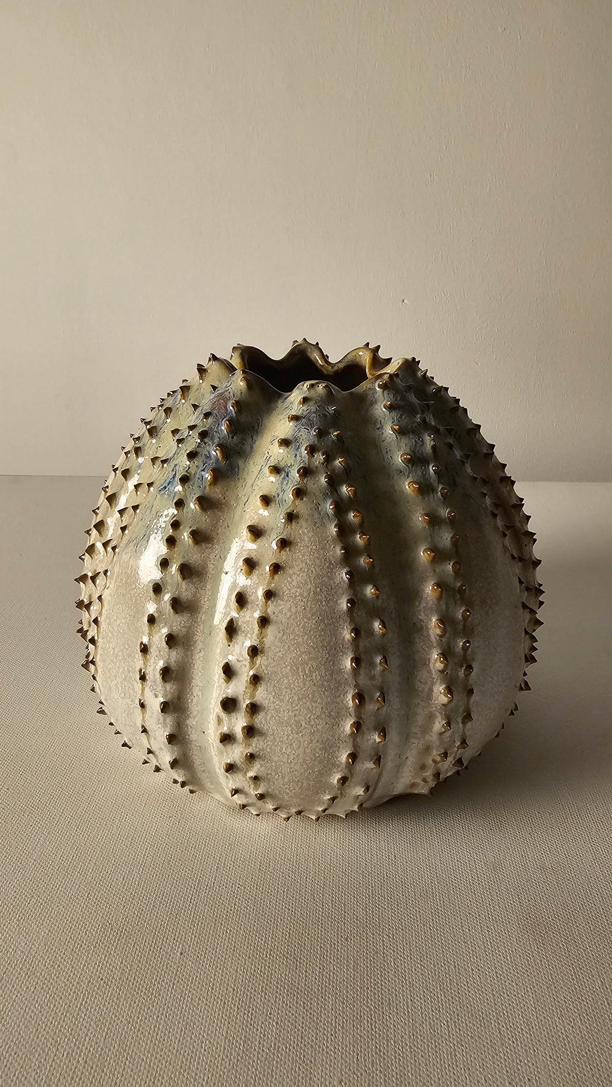 Atlantis Thorn Coral Vase